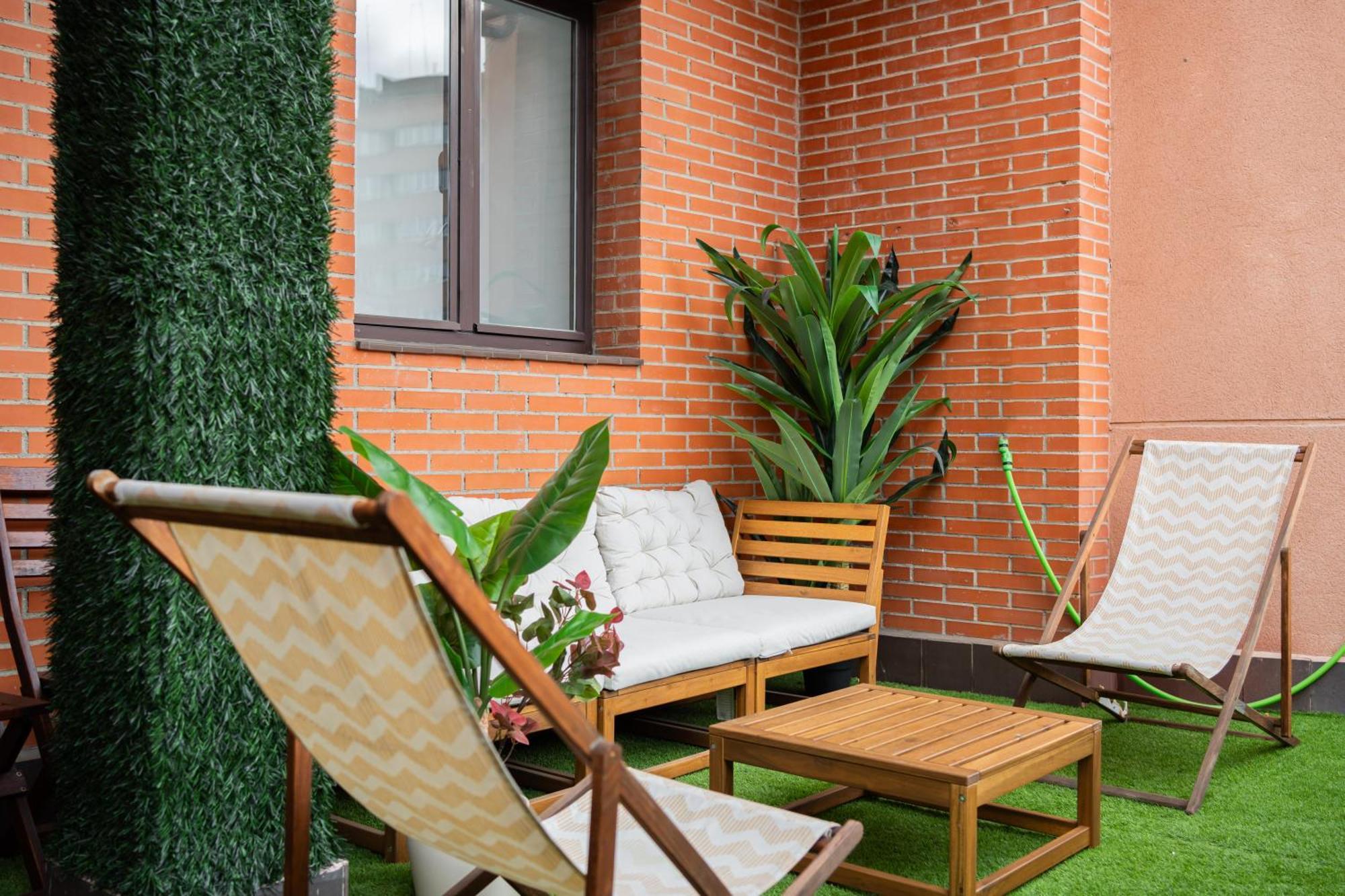 Estudio En Plaza De Espana Madrid